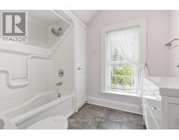 65 Bond Street W, Kawartha Lakes, ON K9V3R3 Photo 17
