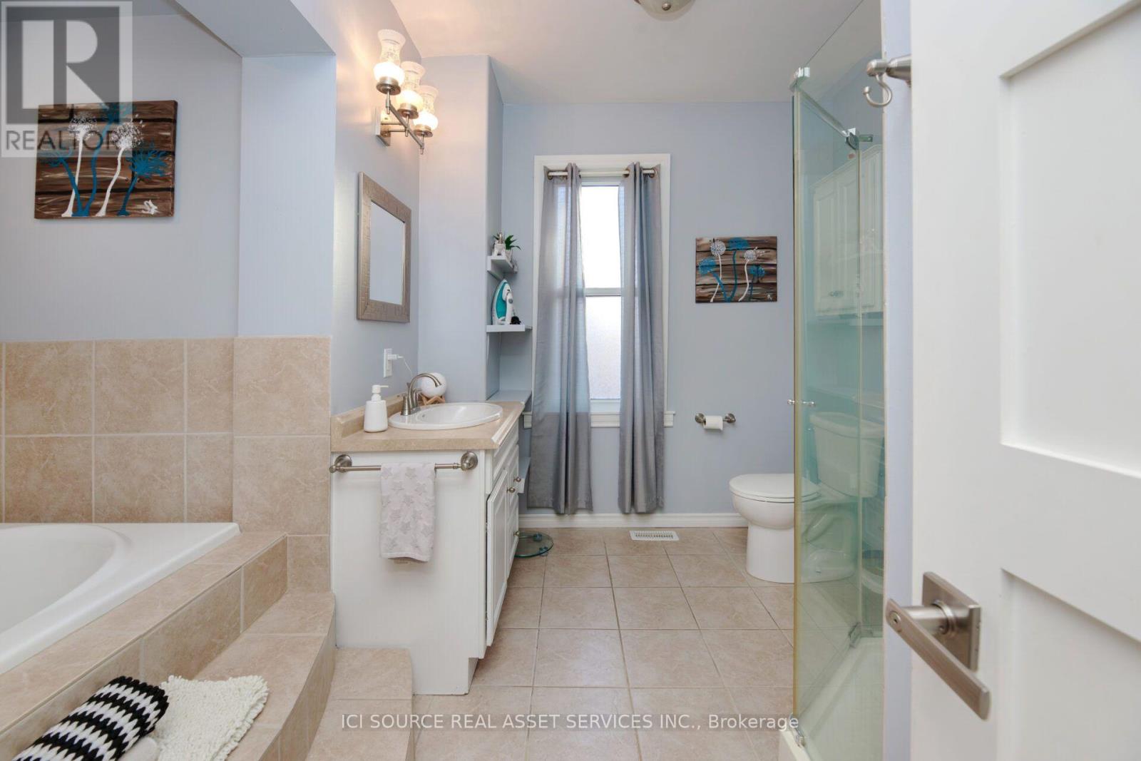 95 Robertson Avenue, Chatham-Kent, ON photo 13