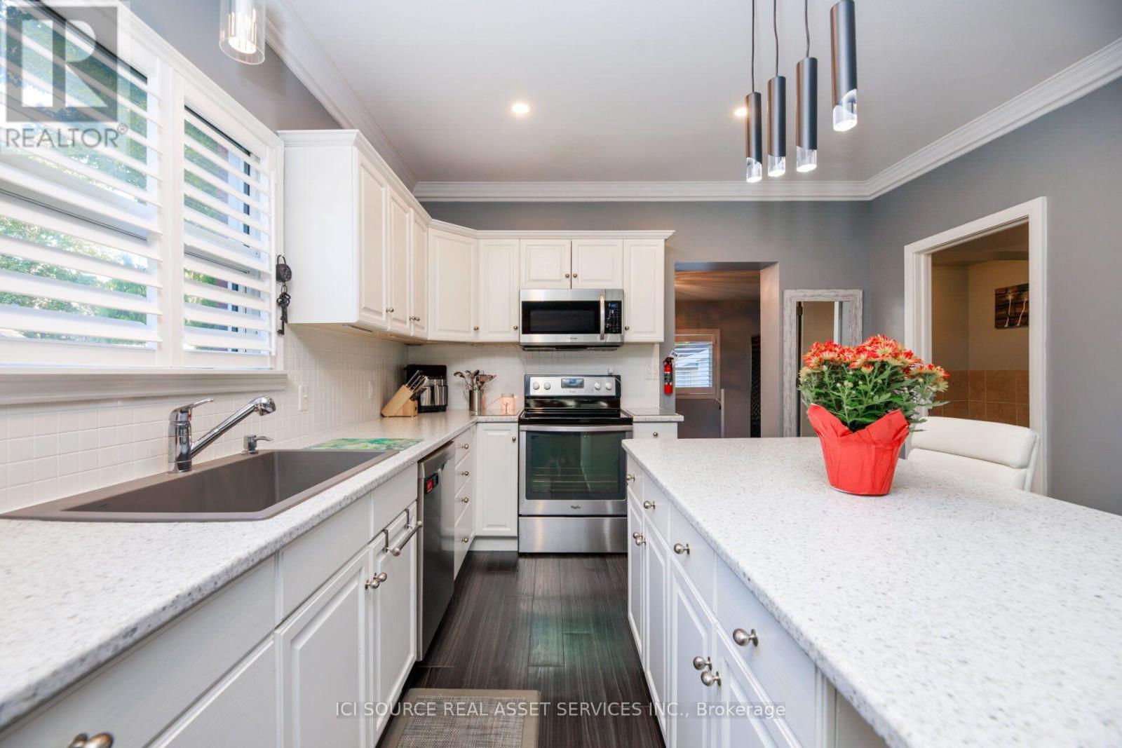 95 Robertson Avenue, Chatham-Kent, ON photo 7
