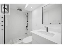 1379 Christina Court, Burlington, ON L7P2V8 Photo 31