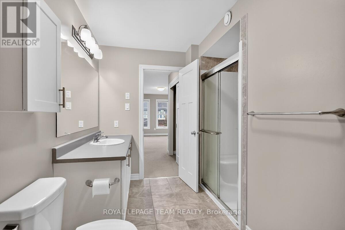 253 FERGUS CRESCENT - Image 29