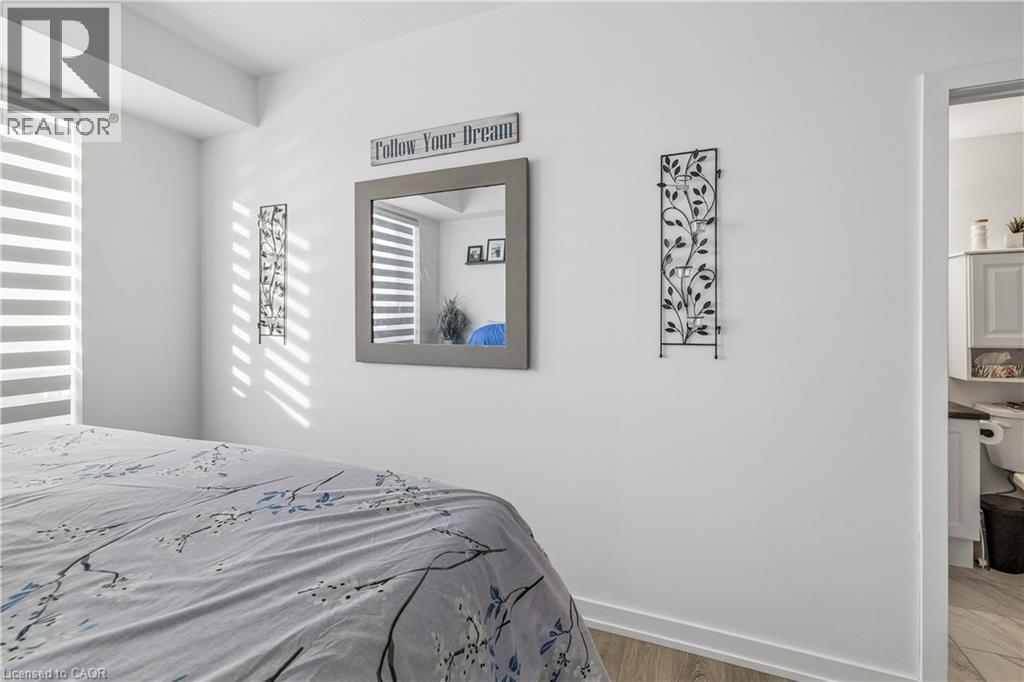 450 Dundas Street East — photo 38