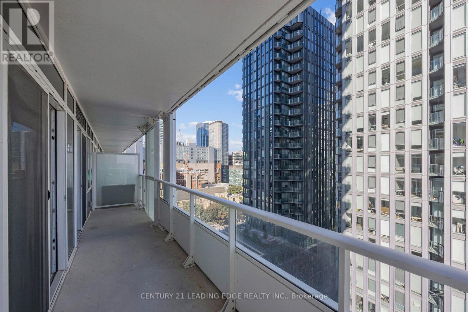1602- 88 Queen Street East, Toronto, ON photo 27