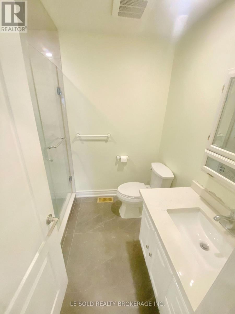 2 Chipwood Crescent — photo 12