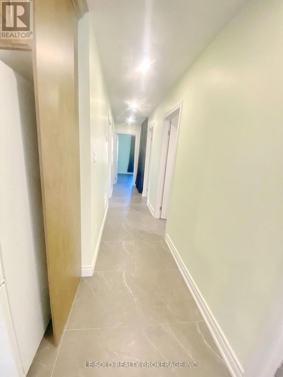 2 Chipwood Crescent — photo 8