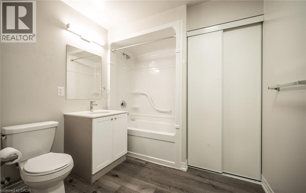 50 Herrick Avenue — photo 30