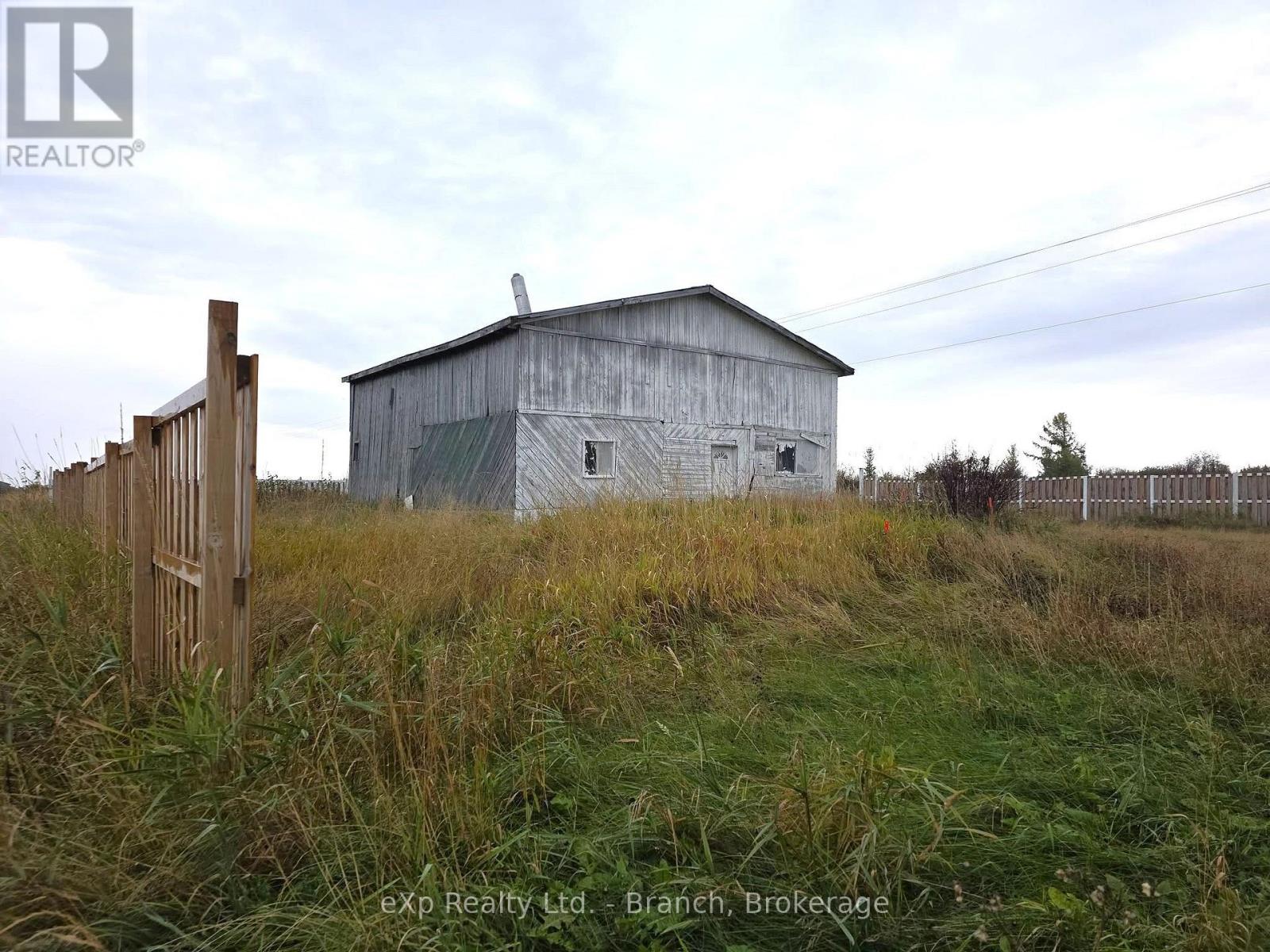 518 11 HIGHWAY W - 6