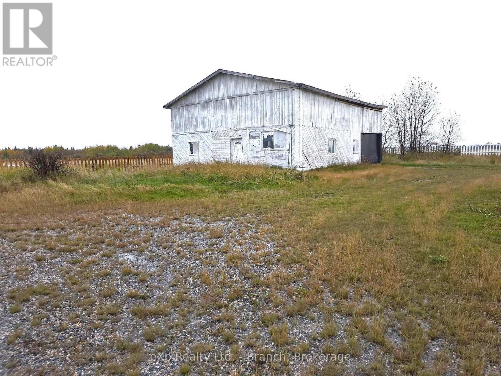 518 11 HIGHWAY W - 7