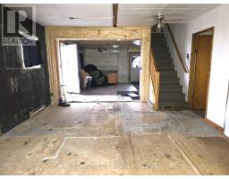 518 11 Highway W, Mattice Val Cote, ON P0L1T0 Photo 12