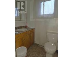 518 11 Highway W, Mattice Val Cote, ON P0L1T0 Photo 15