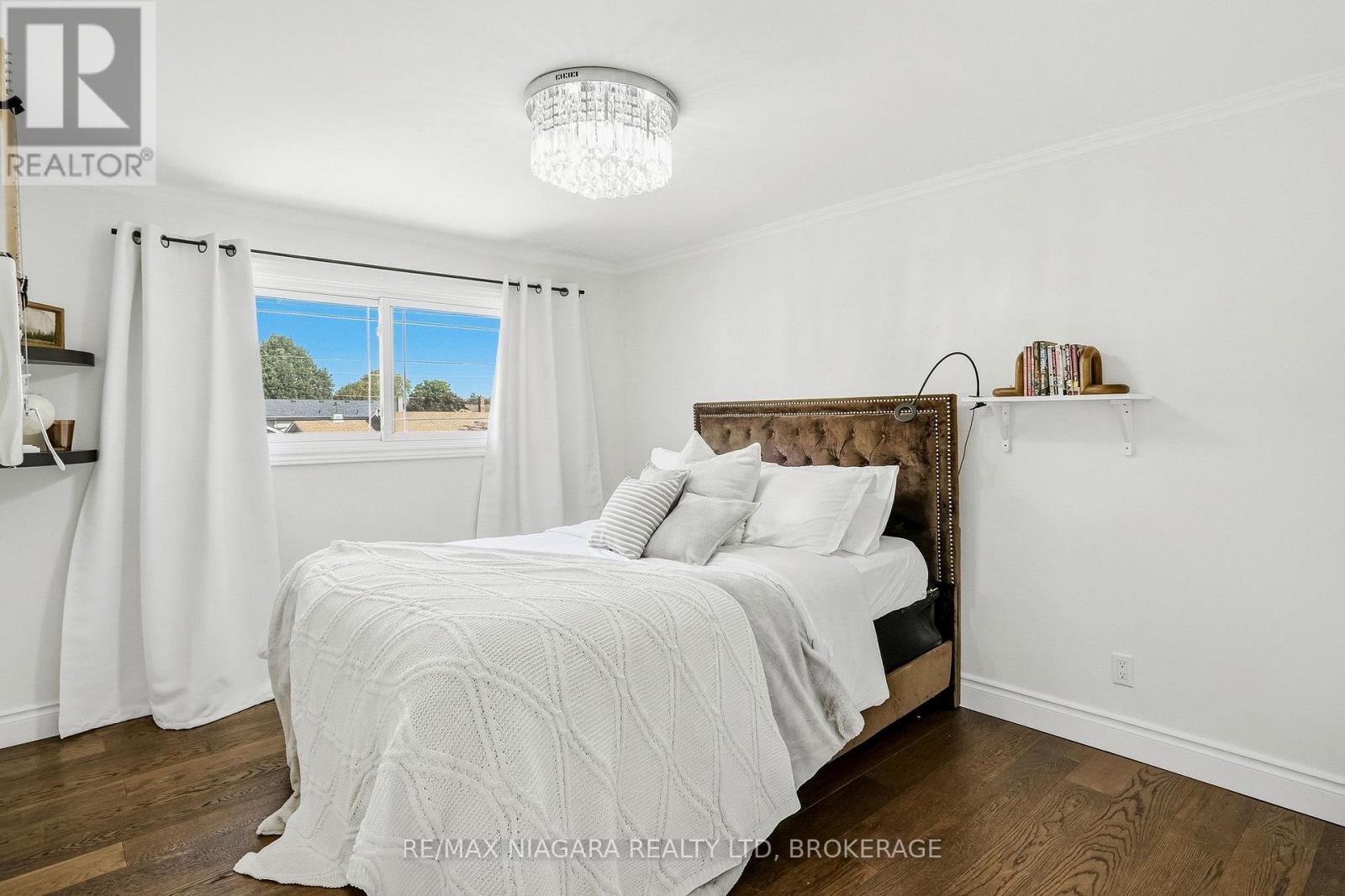 6470 GORE STREET - Image 25