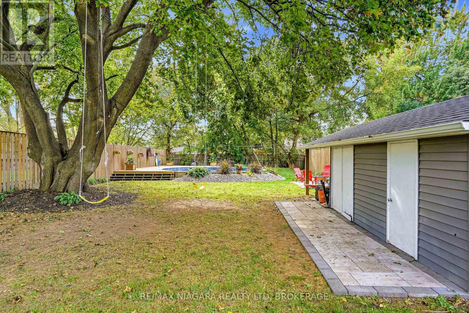 6470 GORE STREET - 41