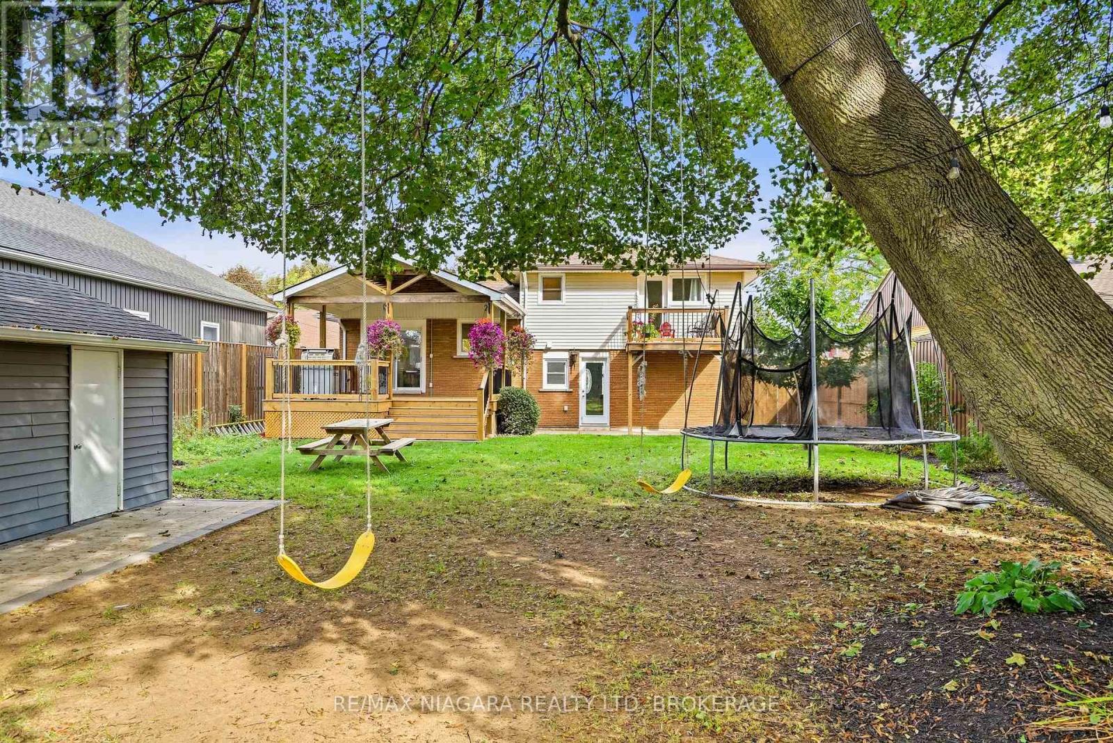 6470 GORE STREET - 42