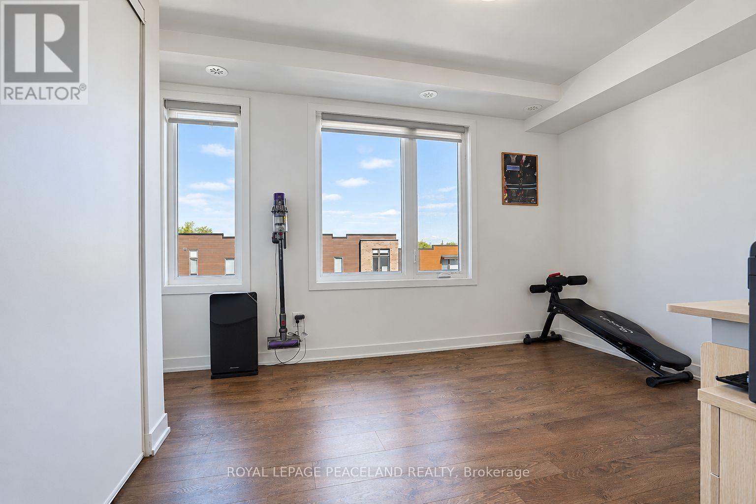 127 Green Gardens Boulevard, Toronto, ON photo 42