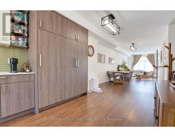 127 Green Gardens Boulevard, Toronto, ON M6A0E2 Photo 12