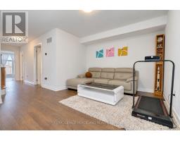 127 Green Gardens Boulevard, Toronto, ON M6A0E2 Photo 24