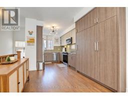 127 Green Gardens Boulevard, Toronto, ON M6A0E2 Photo 7