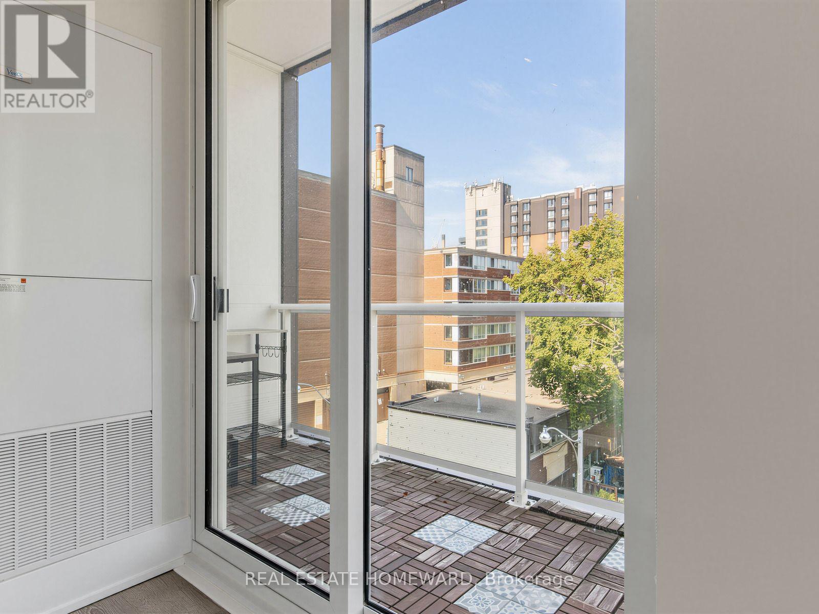80 Vanauley Street — photo 14