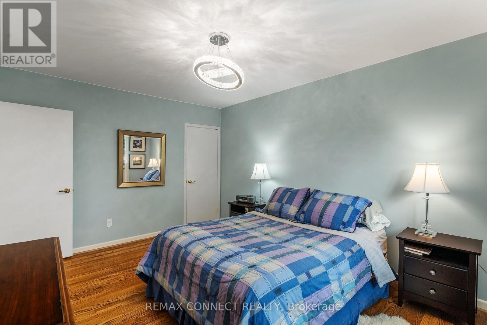 26 Averdon Crescent, Toronto, ON photo 23
