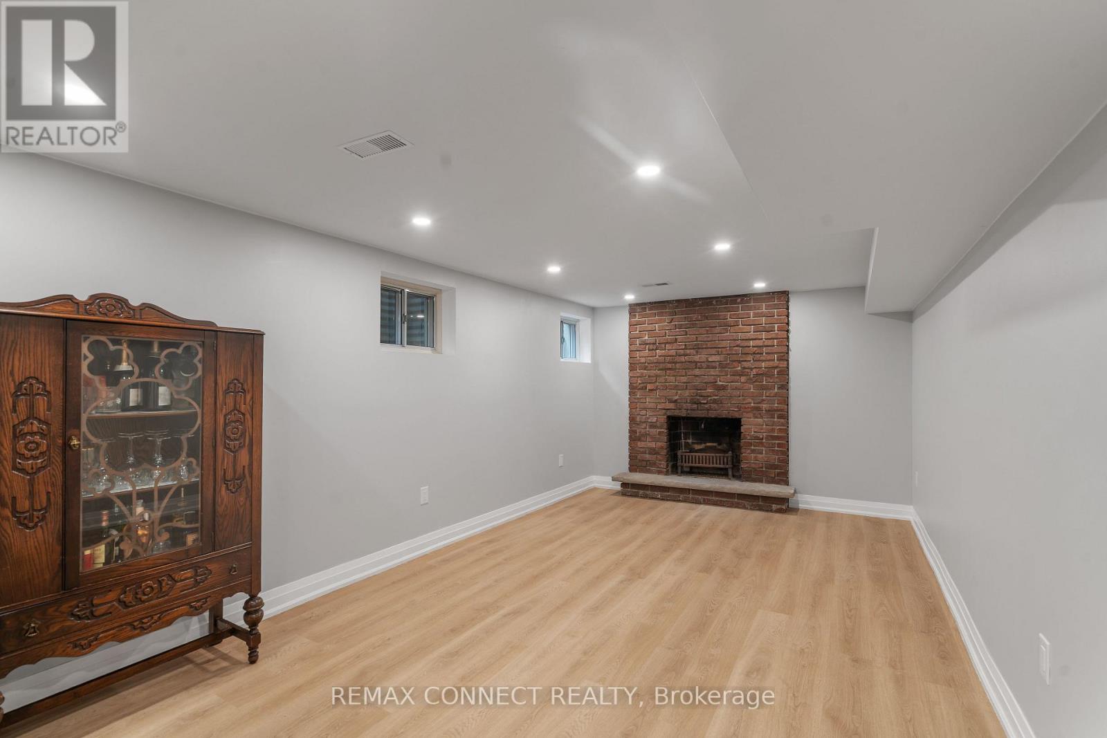26 Averdon Crescent, Toronto, ON photo 29