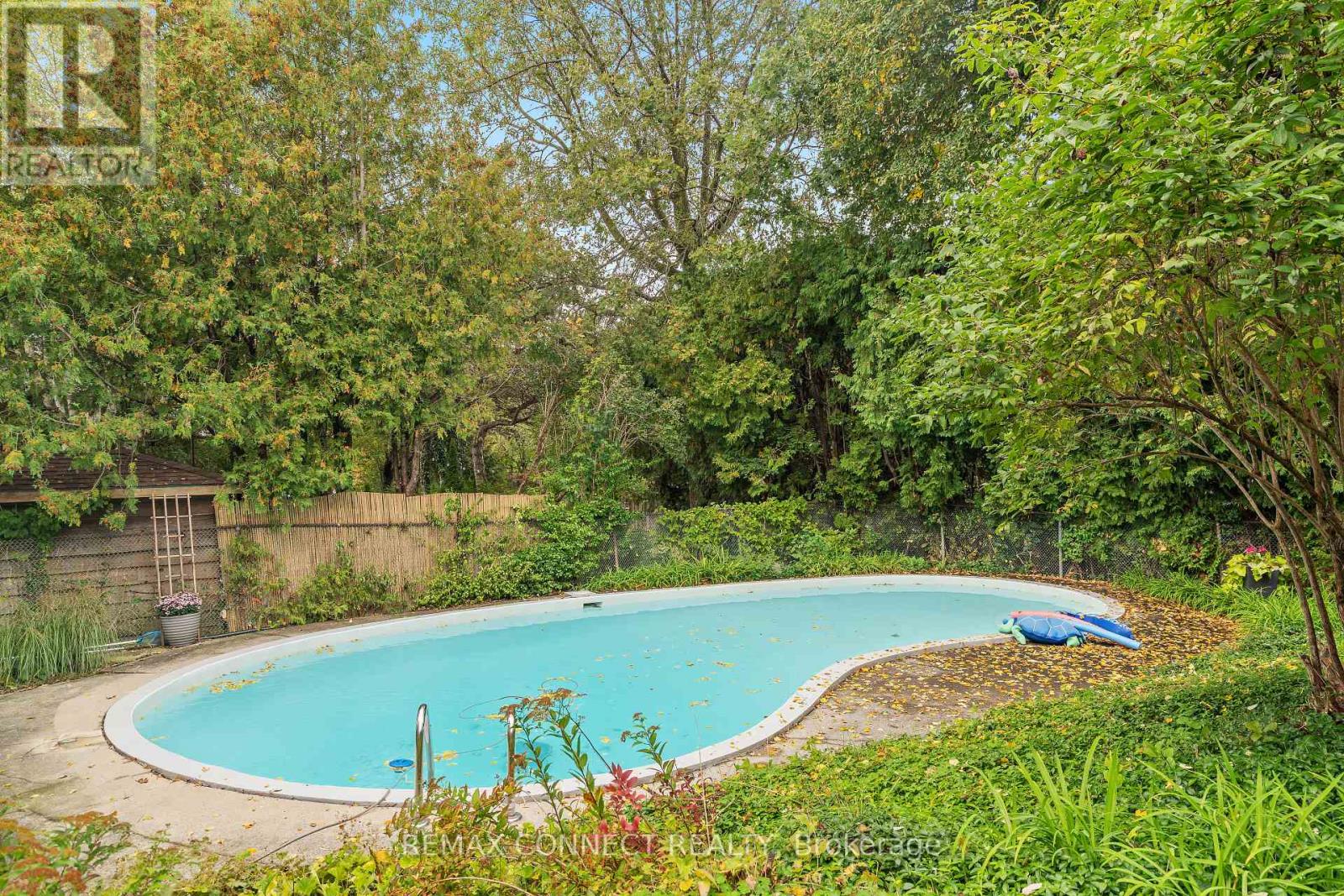 26 Averdon Crescent, Toronto, ON photo 34