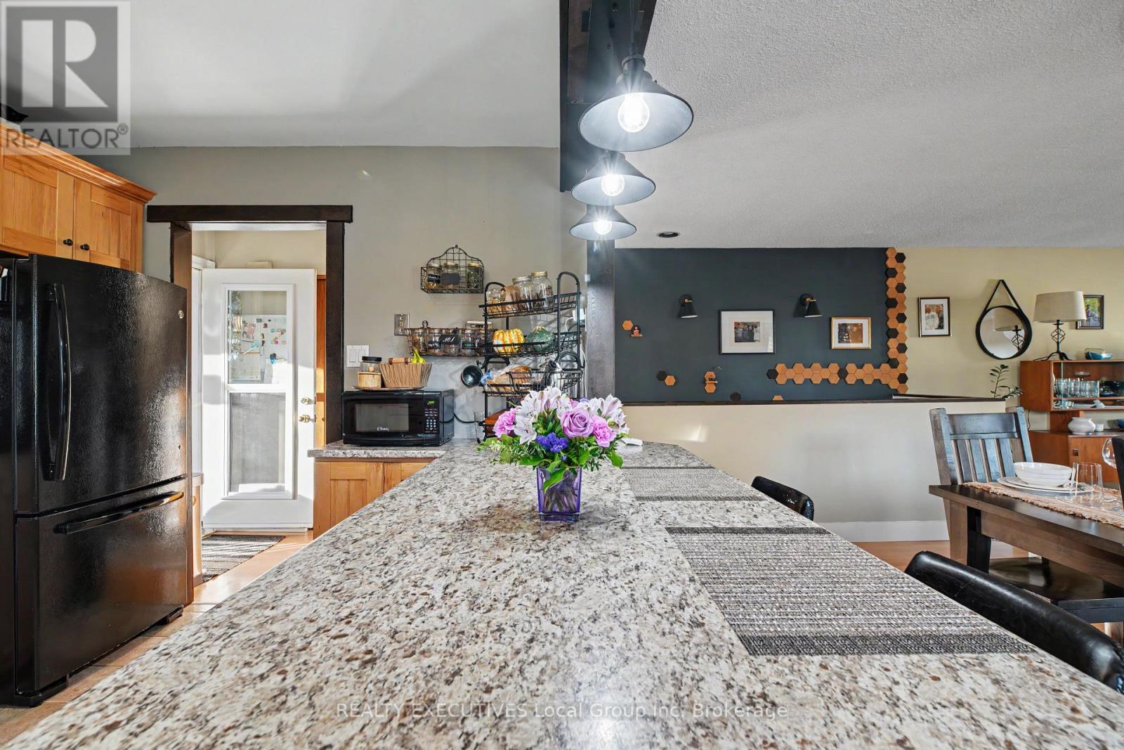 824 Ski Club Road — photo 7