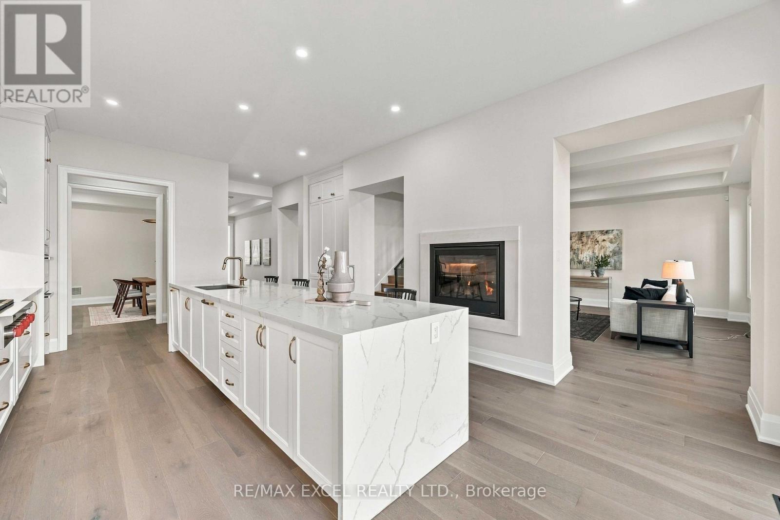 181 Milky Way Drive, Richmond Hill, ON photo 12