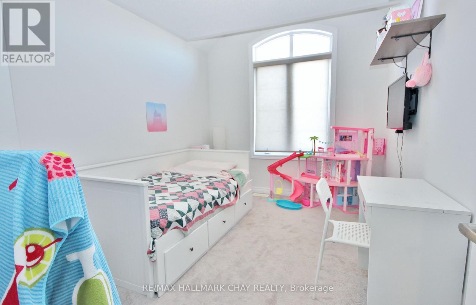 1319 Lawson Street — photo 12