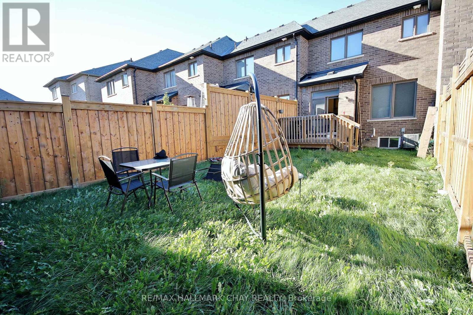 1319 Lawson Street — photo 16