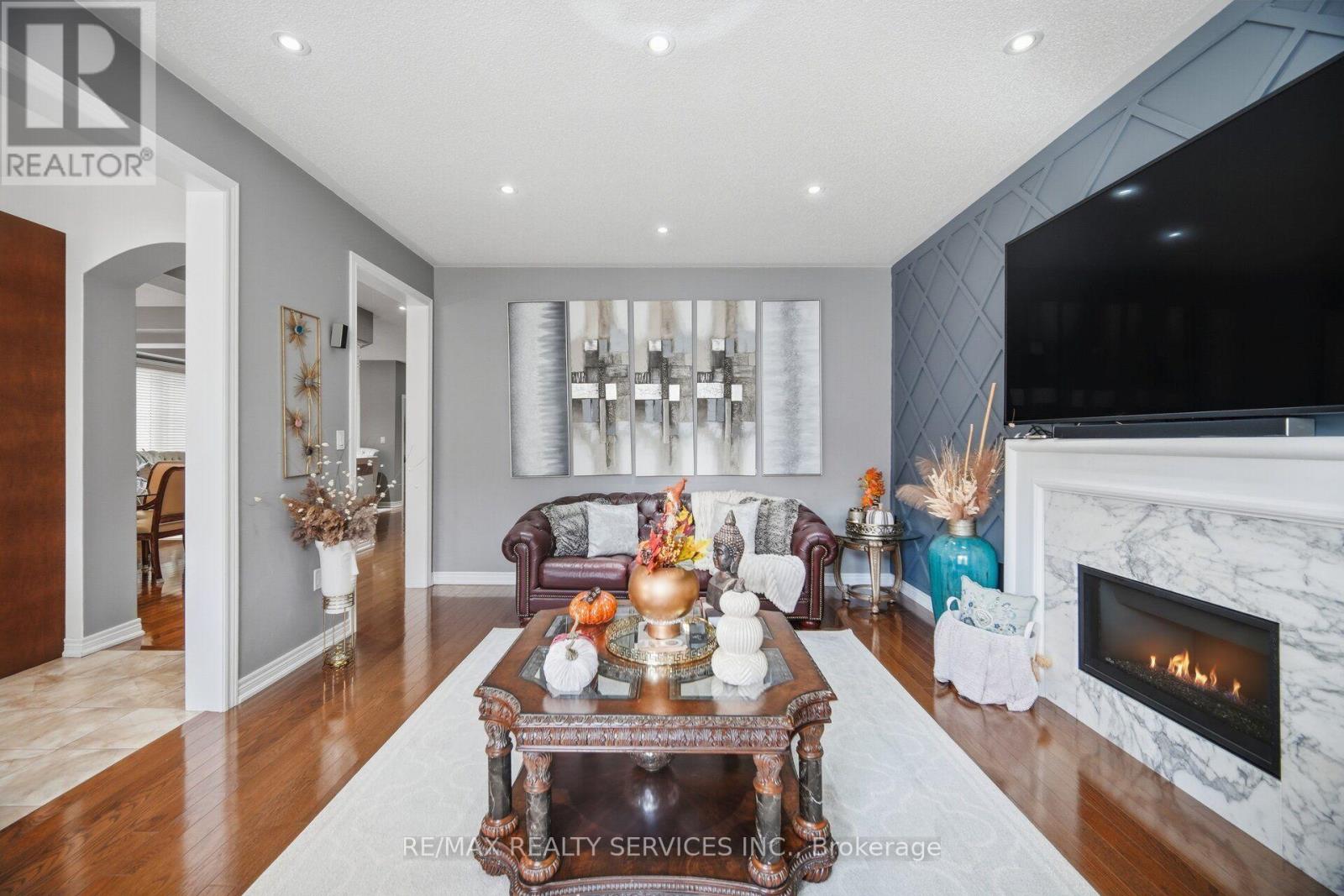 54 WISHING WELL CRESCENT - 20