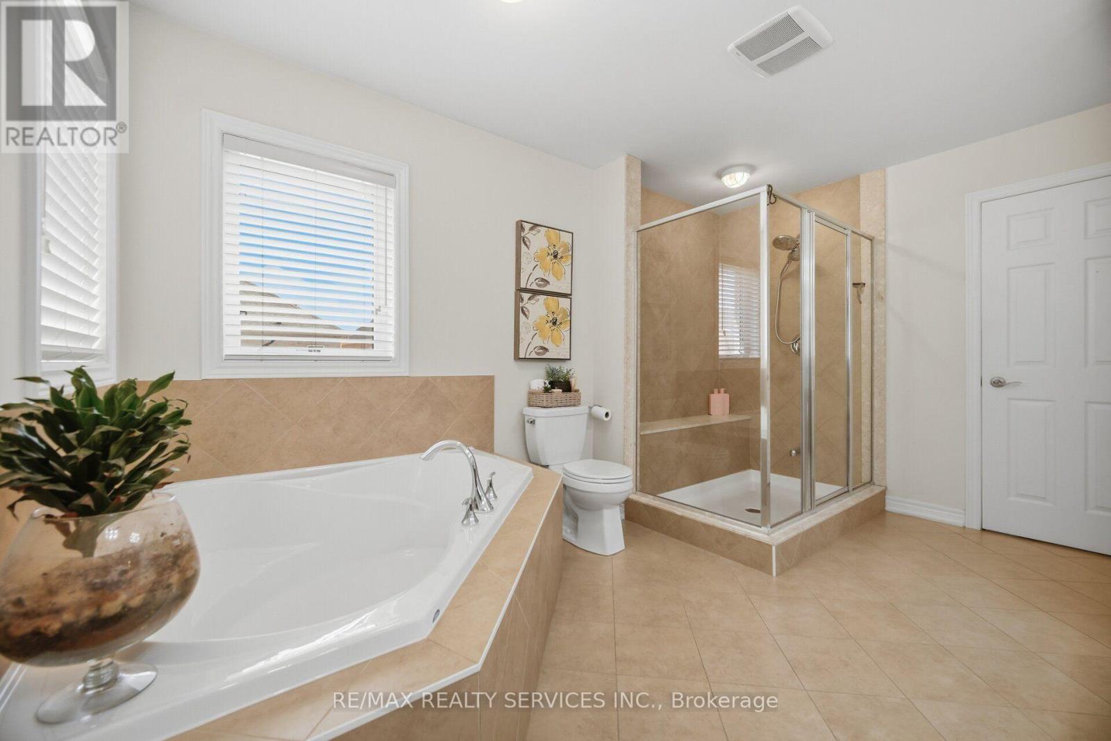 54 WISHING WELL CRESCENT - 28