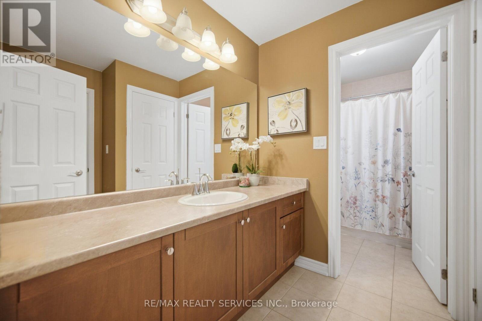 54 WISHING WELL CRESCENT - 31