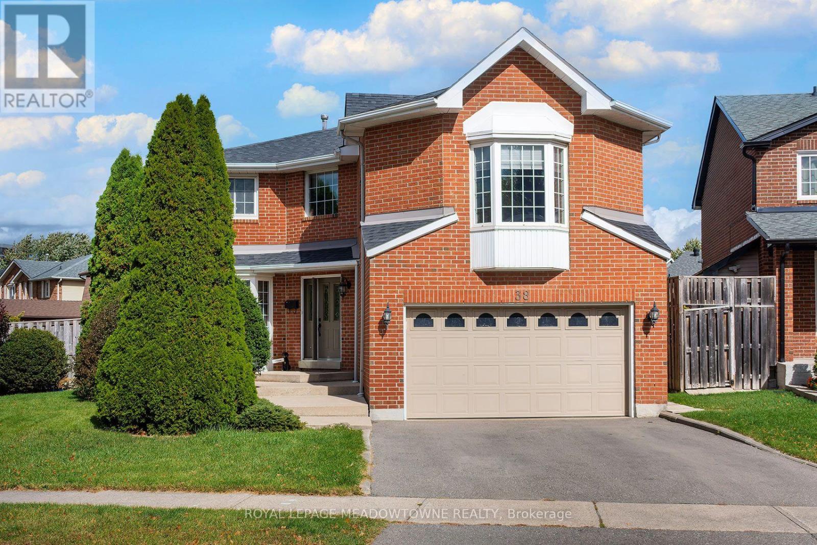 38 Mckillop Court, Brampton, ON photo 2