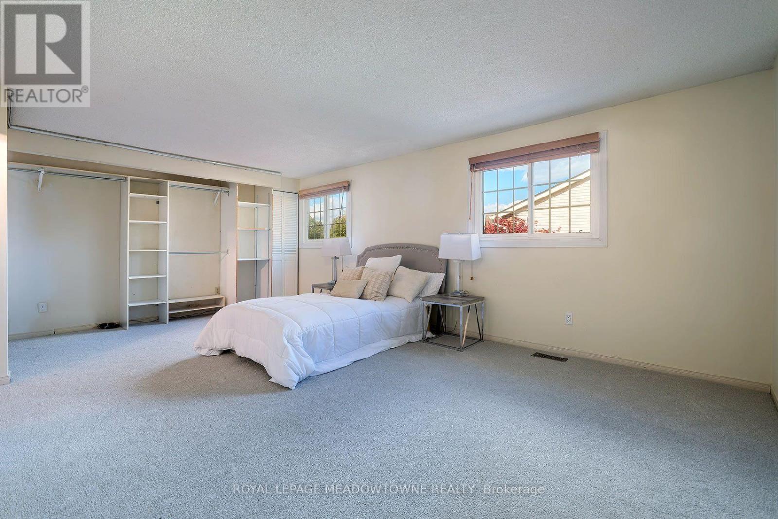 38 MCKILLOP COURT - 25