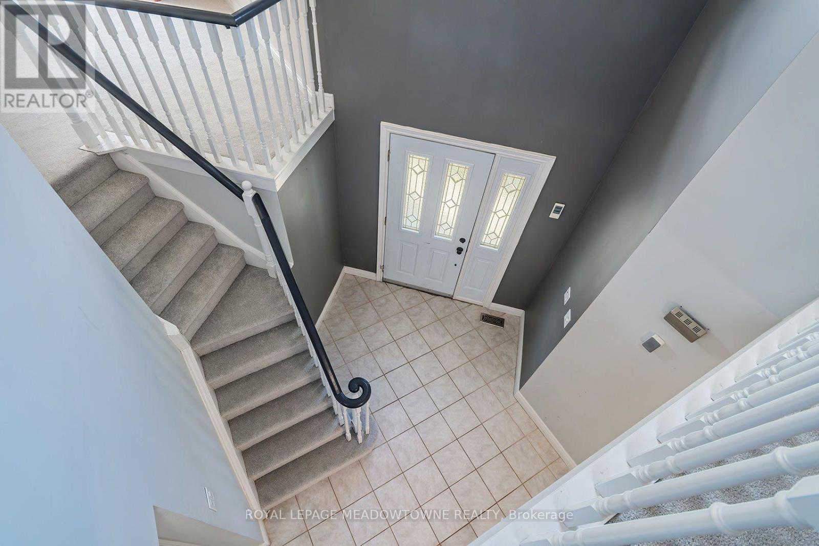 38 MCKILLOP COURT - 7