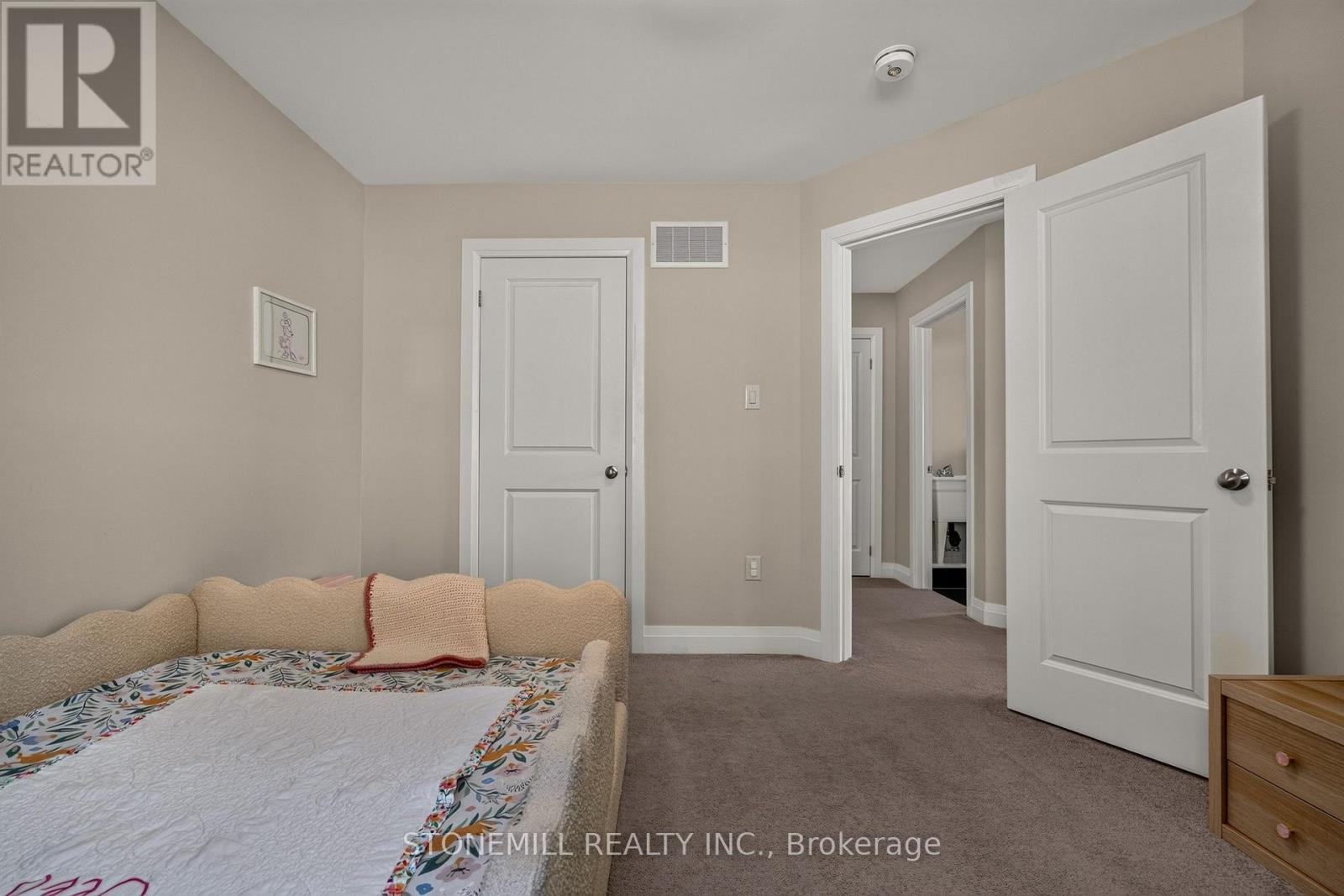 226 MIDLAND PLACE - 20