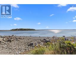 917 Highway 335, West Pubnico, NS B0W3S0 Photo 43