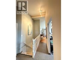 Foyer - 23 Malibu Dr, Leamington, ON N8H5G4 Photo 11