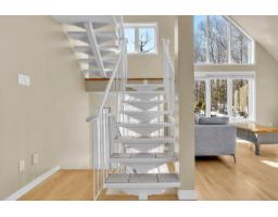 143 Ch. Du Domaine, Val Des Monts, QC J8N5B9 Photo 17