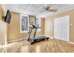 143 Ch. Du Domaine, Val Des Monts, QC J8N5B9 Photo 23