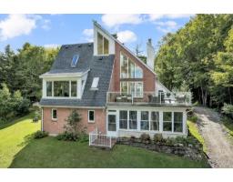 143 Ch. Du Domaine, Val Des Monts, QC J8N5B9 Photo 35