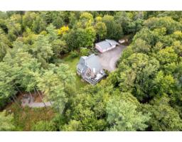 143 Ch. Du Domaine, Val Des Monts, QC J8N5B9 Photo 45