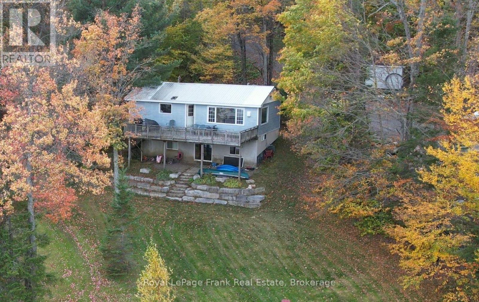 231 West Diamond Lake Road, Hastings Highlands, ON