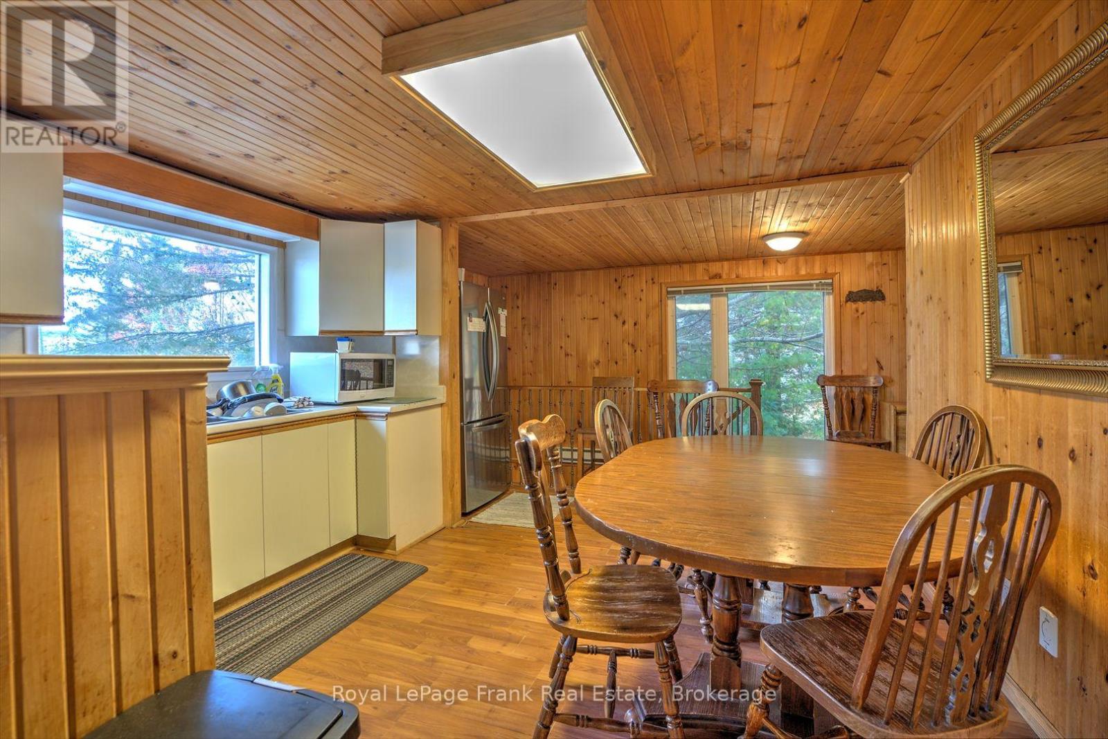 231 West Diamond Lake Road, Hastings Highlands, ON photo 11