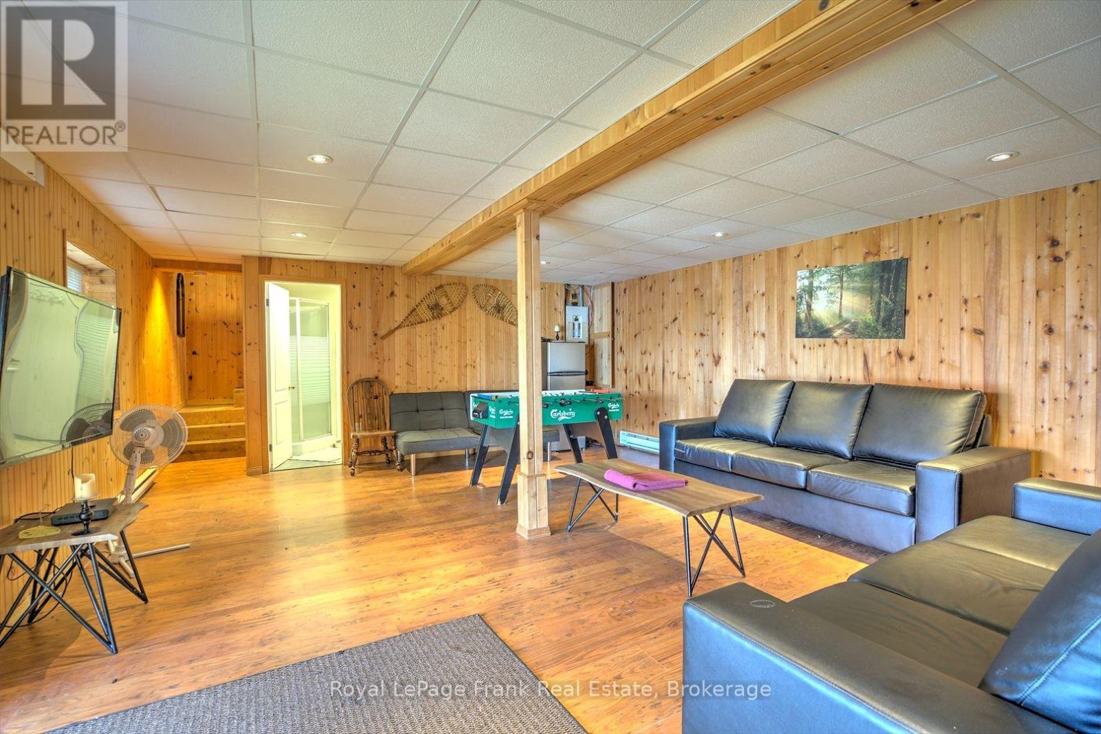 231 WEST DIAMOND LAKE ROAD - 27