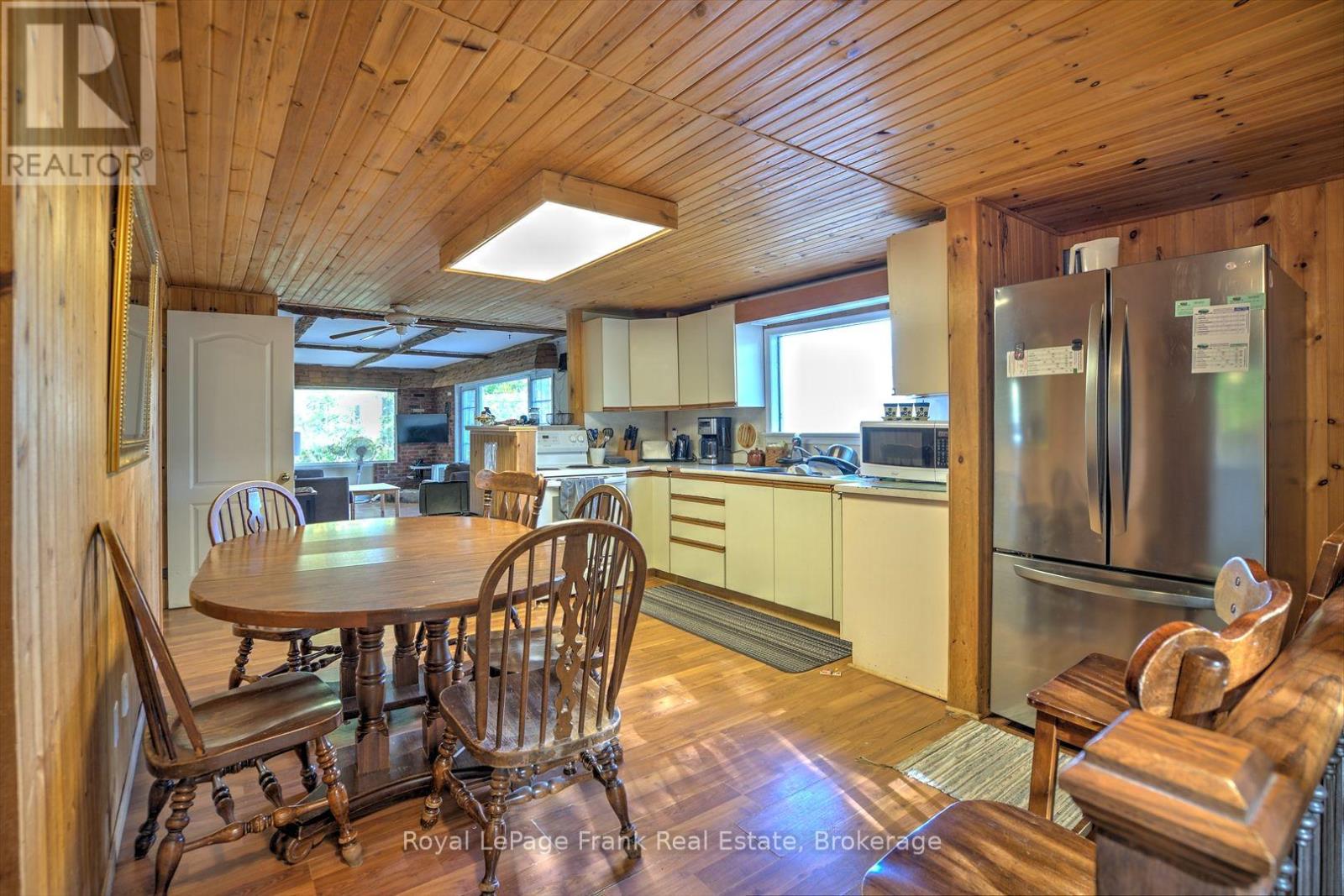 231 WEST DIAMOND LAKE ROAD - 9
