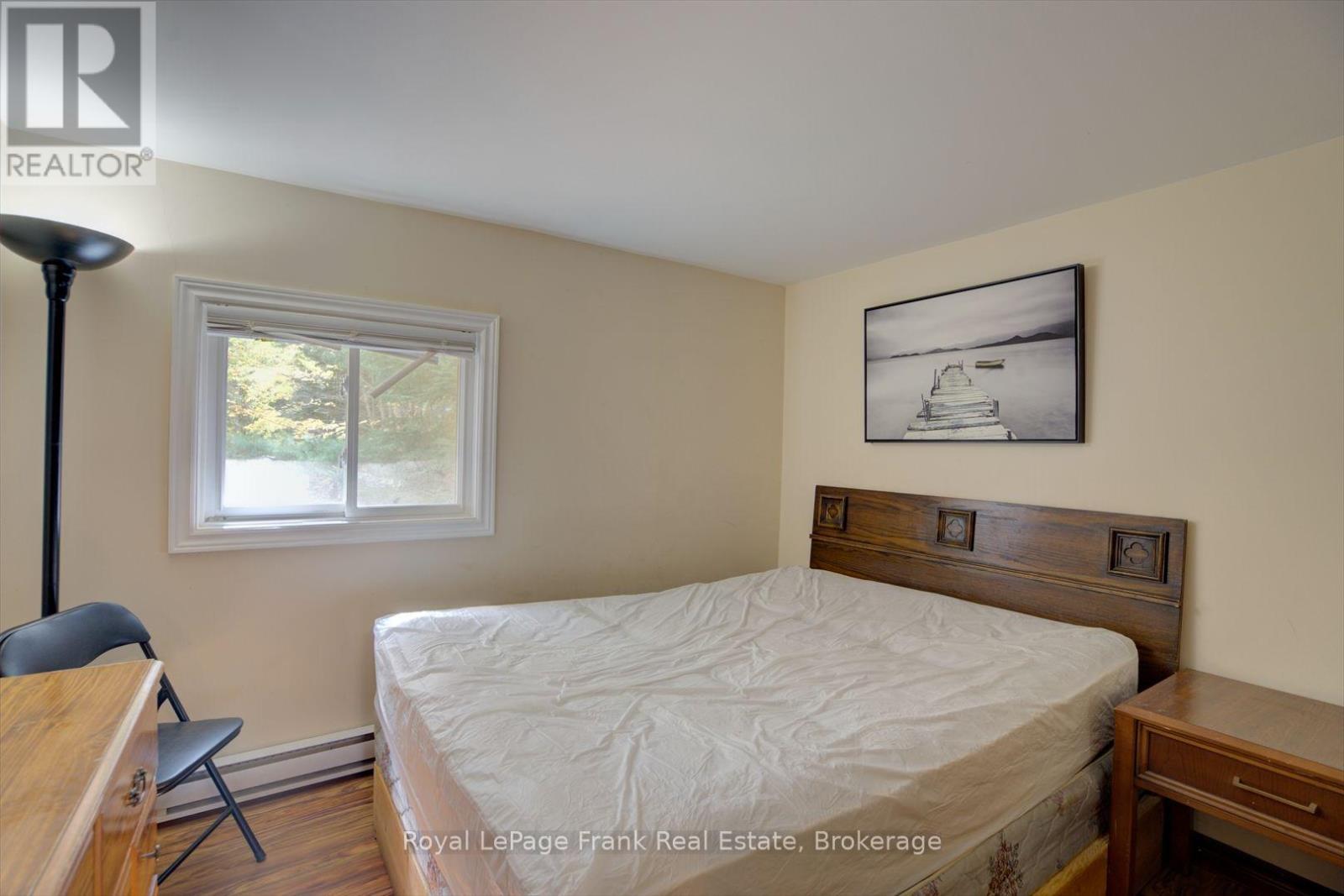 1031 Constance Road, Dysart et al, ON photo 15