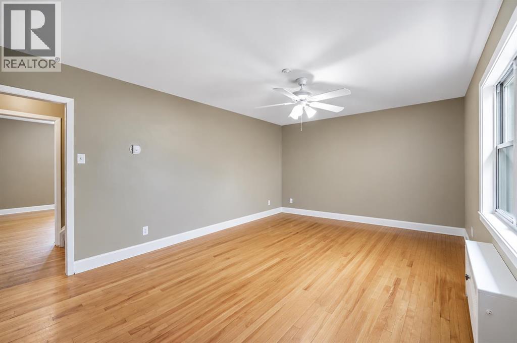 Listing photo – 11 Poplar Crescent, Springbrook