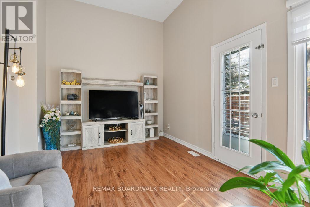 17 - 2296 ORIENT PARK DRIVE, Ottawa — photo 9