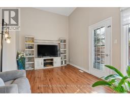Family room - 17 - 2296 Orient Park Drive, Ottawa, ON K1B4N6 Photo 9